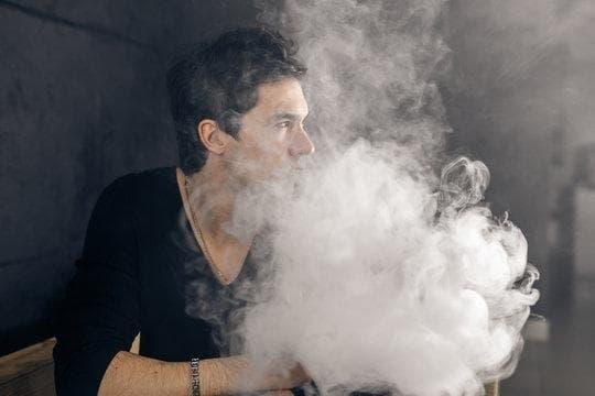 How da ga truc tiep thomo may harm your health and clear facts to answer the question e cigarettes bad for you