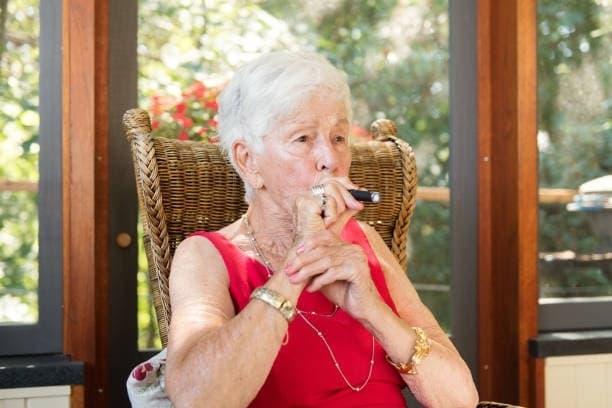 Jednorázové e-cigarety and do e cigarettes give you cancer answered with the latest research and risks