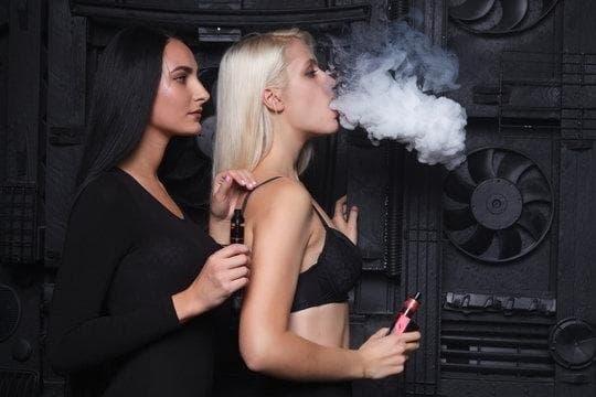 Online Vape Shop Review - electronic cigarette advantages and disadvantages Every Vaper Should Know