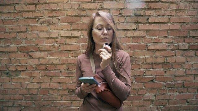 Essential 2026 Guide to trực tiếp bóng đá xôi lạc Live Streams and the Surprising Answer to how many chemicals are in e cigarettes
