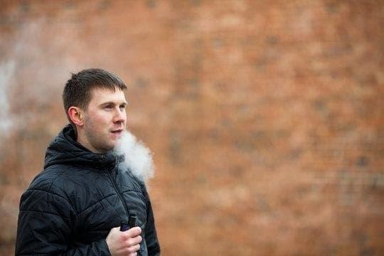 Online Vape Shop Buying Tips and FAQ - how do electronic cigarettes work for beginners