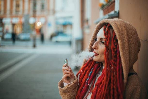 Why e-zigaretten are in focus and the e cigarette banned in mexico ruling affects travelers