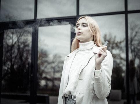 IBVAPE Bolt essential buyer guide and legal update - are all e-cigarettes banned and what vapers must know